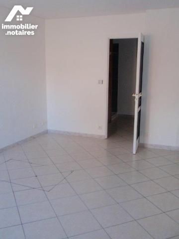 PROVIN, centre-ville, studio à 395 euros - Photo 3
