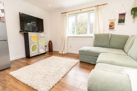 1 bedroom apartment to rent - Photo 2