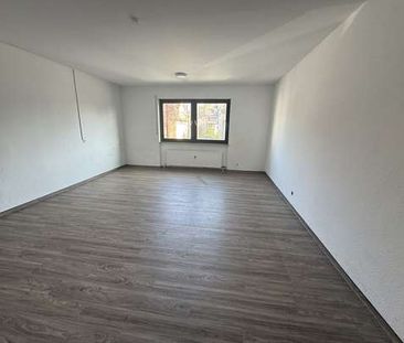 Großzügige 4ZKB Wohnung - Marburg-Südviertel - Schwanallee - WG Wil... - Foto 1