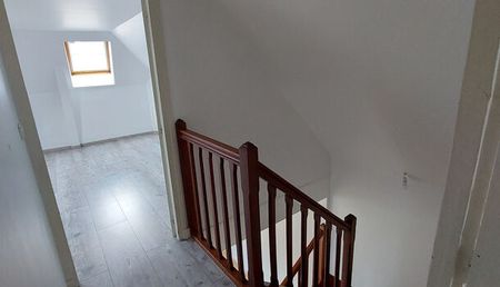 Appartement 3 pièces 59m2 REIMS 775 euros - Photo 3