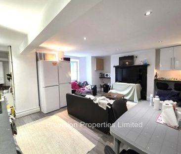 8 Bedroom Kensington Terrace - Photo 4