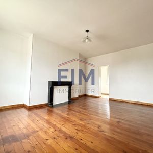 Location Appartement 3 pièces 66m² AUMALE 76390 - Photo 2