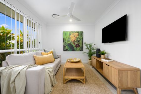 2 Hammock Place, Hope Island QLD 4212 - House For Rent | Domain - Photo 5