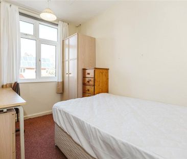 4 bedroom terraced house to rent - Photo 1