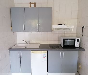 Location Appartement 1 pièce 26m² - Photo 3