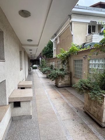 Practical One-Bedroom, Domenii - Fotografie 2