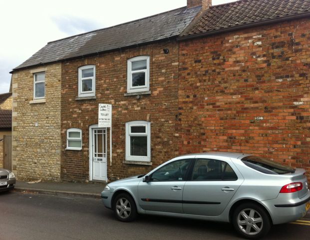 Radcliffe Road, Stamford - Photo 1