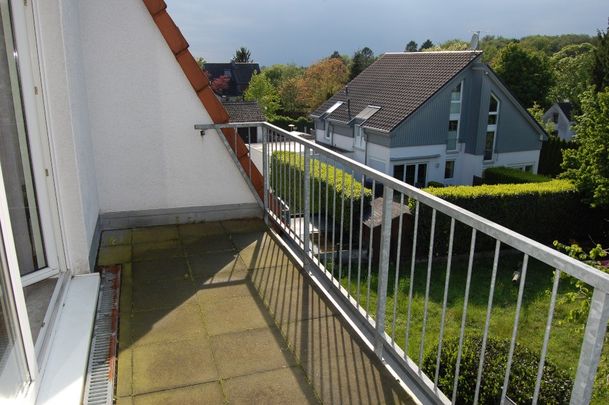 Moderne und helle 2-Zimmerwohnung mit Dachterrasse in schöner Wohnlage! - Photo 1