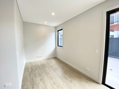 Near New Tri-Level Energy Efficient Home - Photo 5