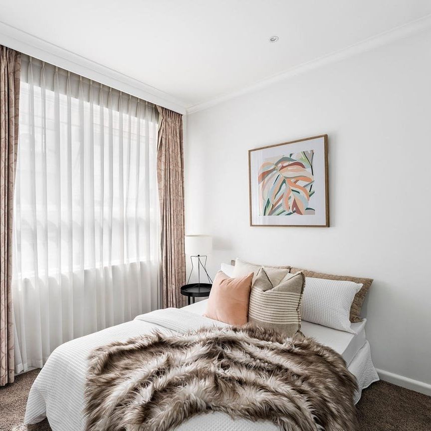 A well located Essendon Gem - Photo 1