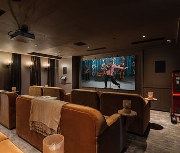 A0210 - Moda, The McEwan (Edinburgh) - Photo 4