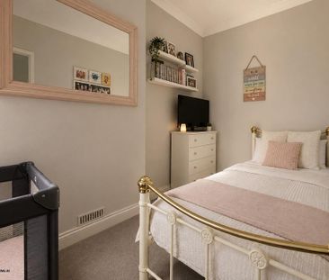 2 bedroom terraced house to rent - Photo 4