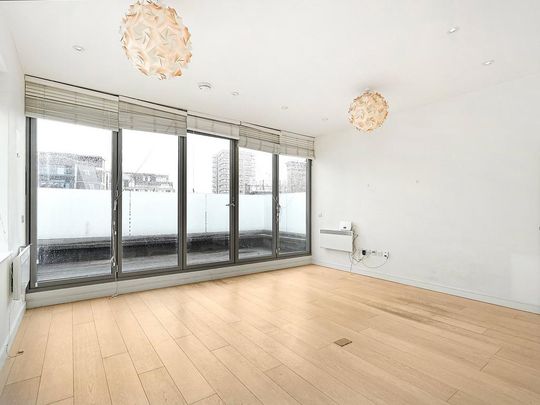 3 bedroom apartment to rent - Photo 1