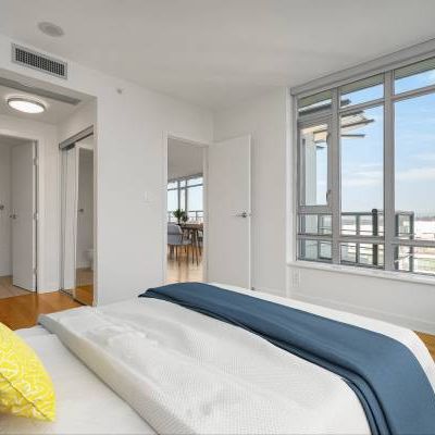 Bayshore Outlook: Penthouse 2 Bedroom 2 Bathroom - Photo 1