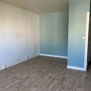 Location Appartement 1 pièce 26m² BIHOREL 76420 - Photo 2