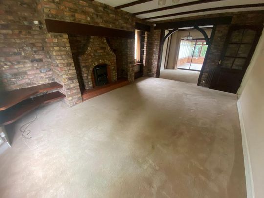 4 bedroom bungalow to rent - Photo 1