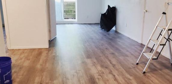 Spacieux 5 1/2 au sous-sol avec terrasse - Photo 2