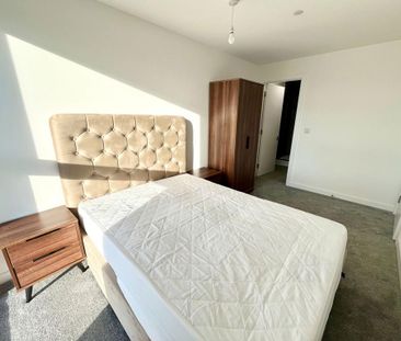 3 bedroom apartment to rent - Photo 4