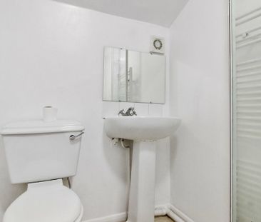 1 bedroom property to rent - Photo 2