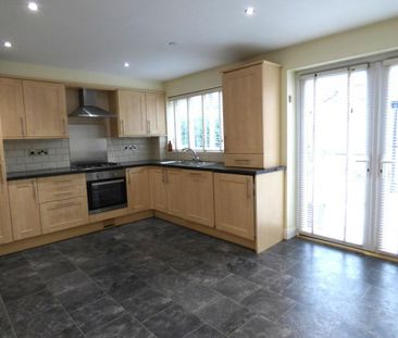 3 bedroom townhouse to rent - Photo 4