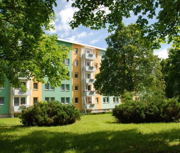 Ab ins neue Wohnglück mit Blick ins Grüne - Photo 4