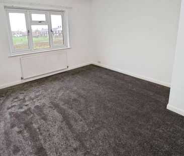 The Rake, Bromborough, CH62 - Photo 4