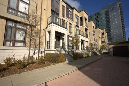 For Lease - 23 Eldora Avenue Unit# 111, Toronto, Ontario - Photo 5