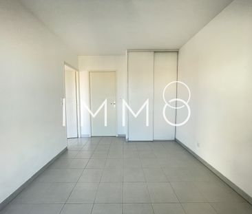 Location Appartement 2 pièces 39m² MARSEILLE 5ème - Photo 2
