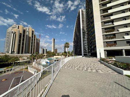 2 room luxury Apartment for rent in Benidorm, Valencia - Photo 2