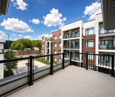 For Lease - 140 Canon Jackson Drive Unit# 206, Toronto, Ontario - Photo 4