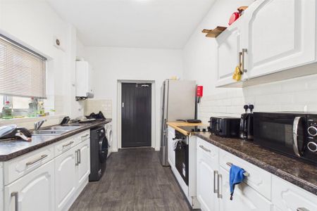 1 bedroom property to rent - Photo 4