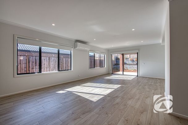 BRAND NEW 4-BEDROOM HOME IN CROWNLEA ESTATE - Photo 1