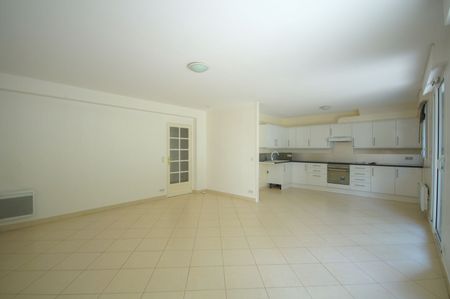 Location Appartement 4 pièces 87m² - Photo 2