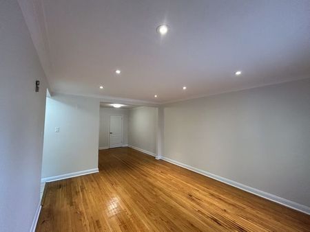 For Lease - 11 Thirty Fifth Street, Toronto, Ontario - Photo 5