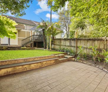 Luxuriously Designed, Tastefully Renovated, Stylish And Sun Kissed ... - Photo 2
