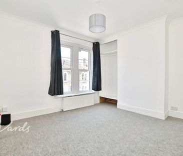 4 bedroom terraced house to rent - Photo 3