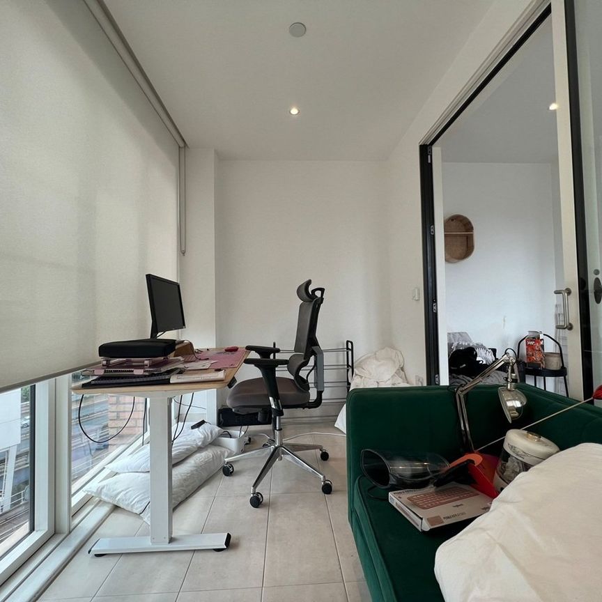 Room in a Shared Flat, Royal Captain Court, E14 - Photo 1