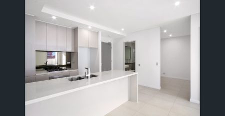 Central Living I Caged Storage I Bonus Study - Photo 2