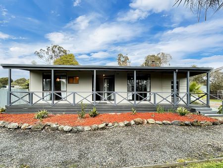 5 Callistemon Lane, Broomfield - Photo 3