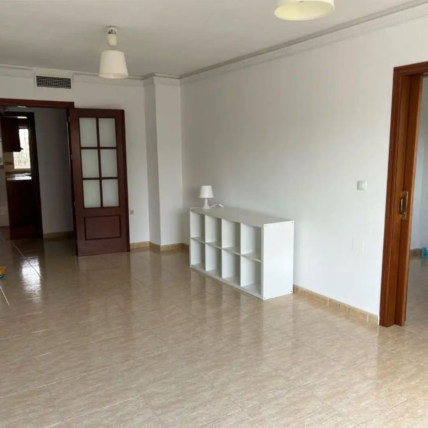 Piso de alquiler en Paseo de Florencia, 2, Ronda Sur - Photo 1