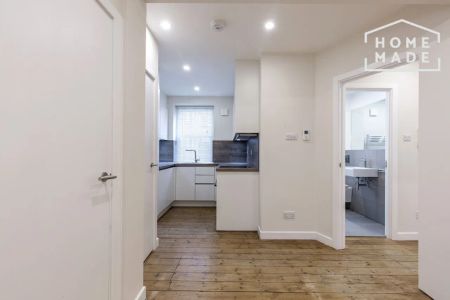 Brent House, E9 - Photo 5