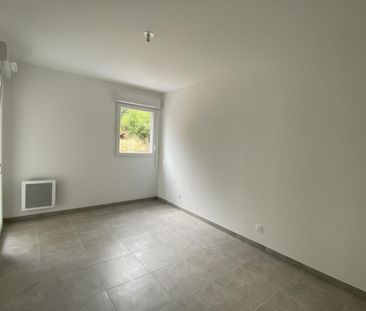 Location Appartement P3 neuf Marseille 11ème - Photo 3