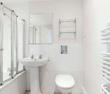 St Georges Place, Cheltenham, GL50 - Photo 5