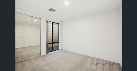 Spacious 3x2 Family Home in Prime Baldivis Location – Plus Theatre/4th Bedroom! - Photo 5
