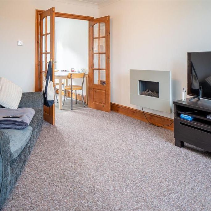 2 bedroom house to rent - Photo 1