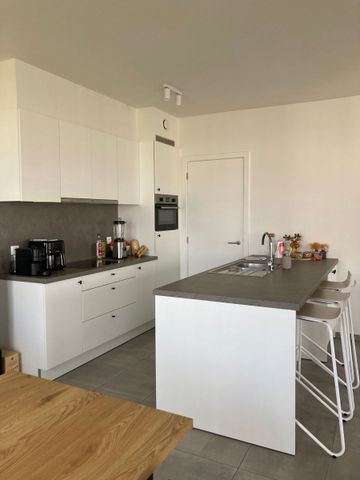 Nieuwbouwappartement met 2 slk. te huur nabij UZ Gent! - Photo 4