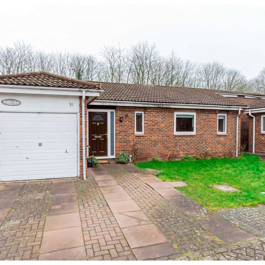 4 bedroom bungalow to rent William Smith Close, Woolstone, Milton Keynes, MK15 - Photo 1