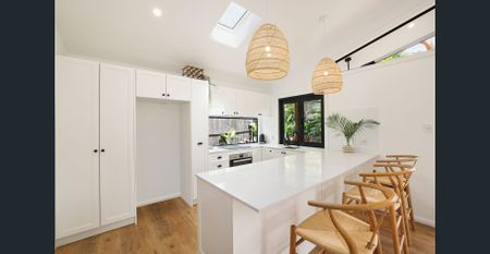 Stunning two bedroom home - Photo 4