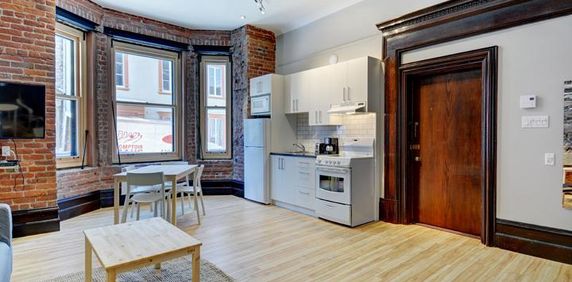Loft entièrement meublé à louer Vieux-Québec juillet 2026 - Photo 2