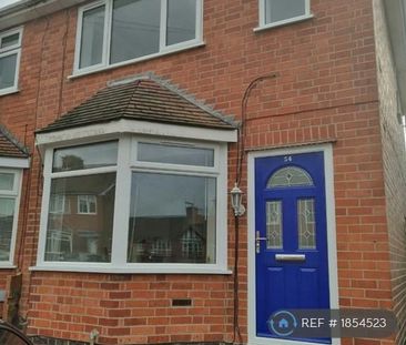 3 bedroom semi-detached house to rent - Photo 6